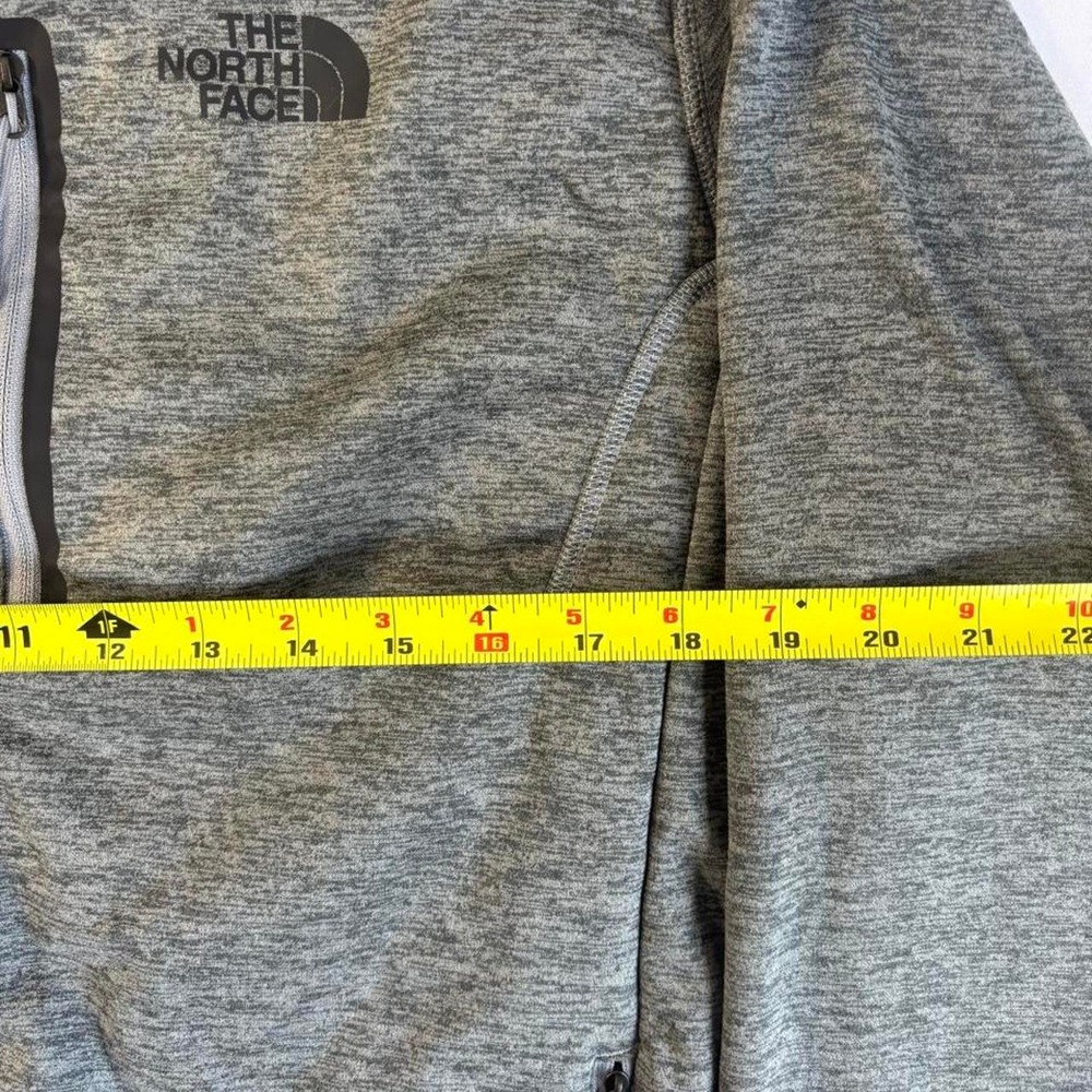 NWT Northface Mens Gray Zip Up - Picture 2 of 5